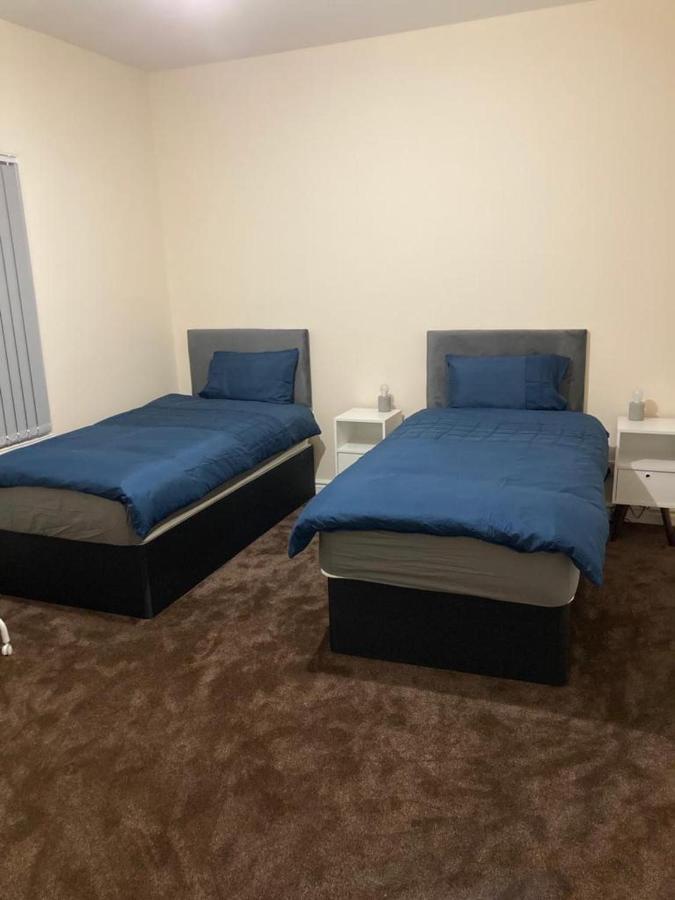 Homely 3-Bed House In Bham 15 Min From City Centre バーミンガム エクステリア 写真